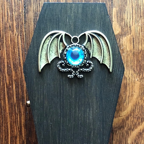 Vintage Inspired Wooden Coffin Ring Jewelry Box Victorian Gothic Vampire Wedding - Picture 2 of 4